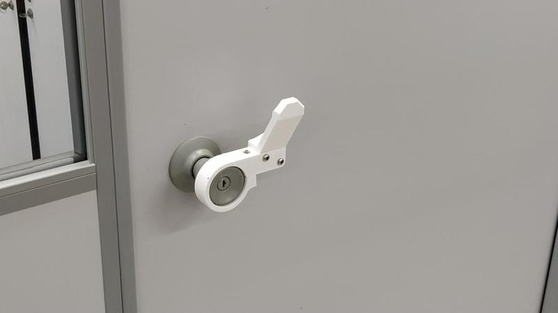 Hands Free Hadle for round knobs