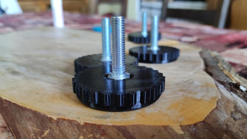 Pied de bureau - Desk stand