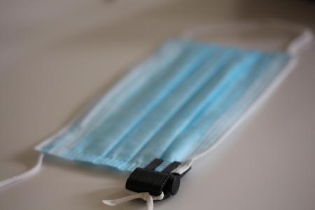 Surgical mask clip