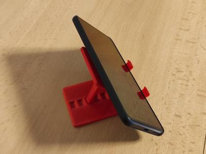 Flat-fold Flippin' Phone Stand printed at once