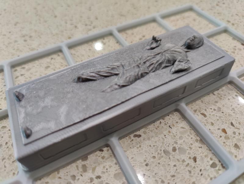 Gridfinity 3x1 Space Man in Carbon