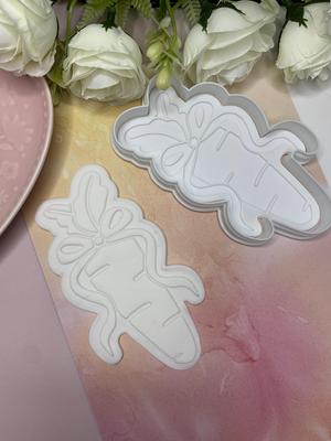 Carrot with Bow Cookie Cutter And Stamp
