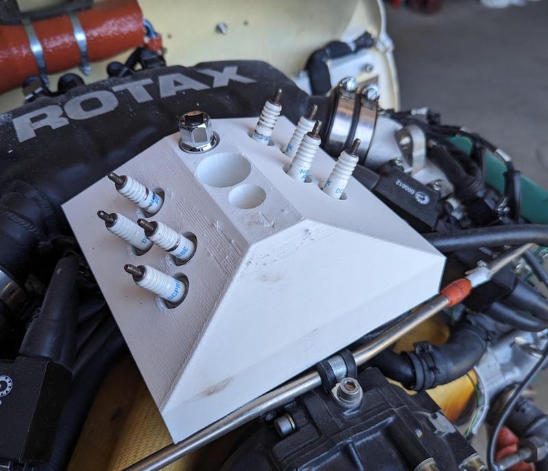 spark plug holder