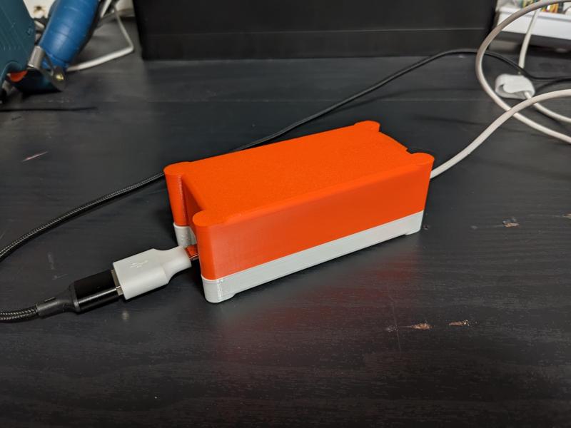 5V UPS LX-2BUPS module remixed for USB C