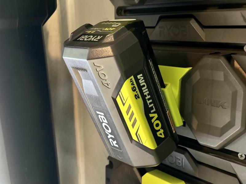 40V Battery mount v2 for Ryobi Link