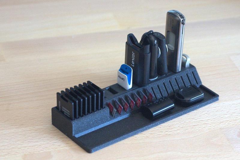USB SD MicroSD Holder