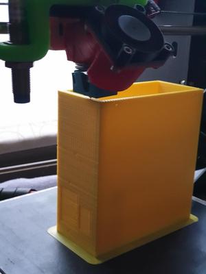 CAJA FUENTE ALIMENTACION 12V. 15A.