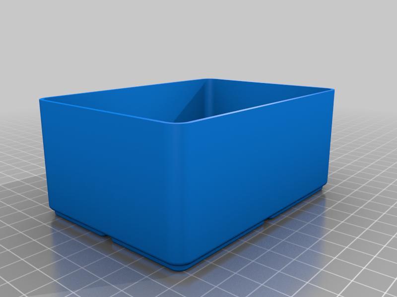 Base plate and cups for small things