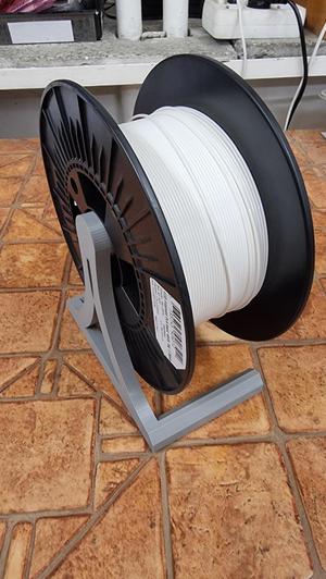 Simple spool holder