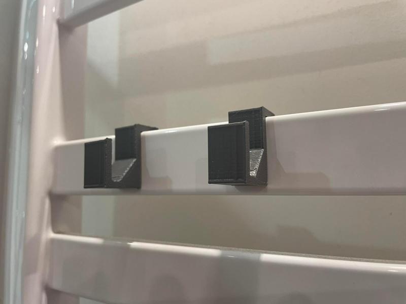 Bathroom hanger