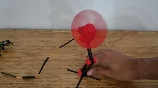 Robotic Arm Fan