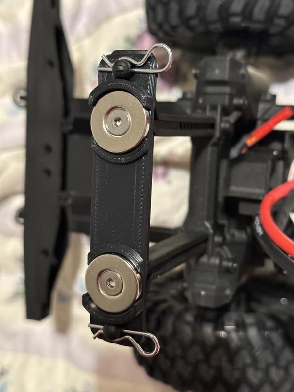 TRX-4 Magnetic Body Mounts