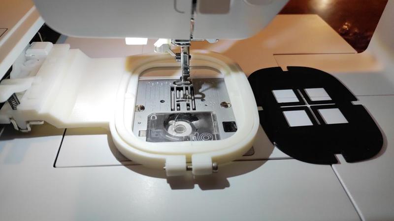 bernette Chicago 7 small 40x40 embrodery hoop