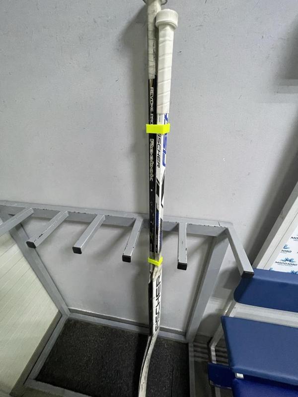 Hockey sticks connector / holder / joiner