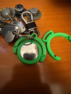 Airtag Keychain v3??