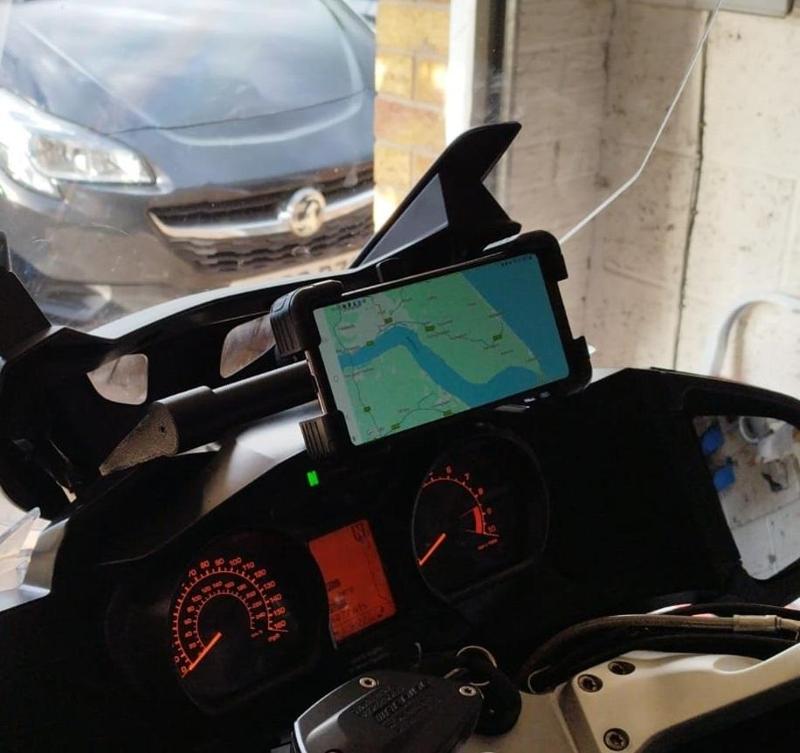 BMW R1200RT dash go pro / Phone mount