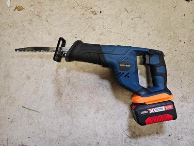 18v Workzone Tool (Blue) to Ozito PXC Battery Adapter