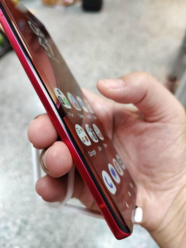 Sixth Finger Phone Support 3