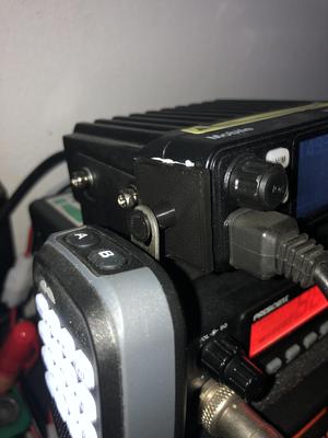 UV-980 PRO MIKROFON WIESZAK