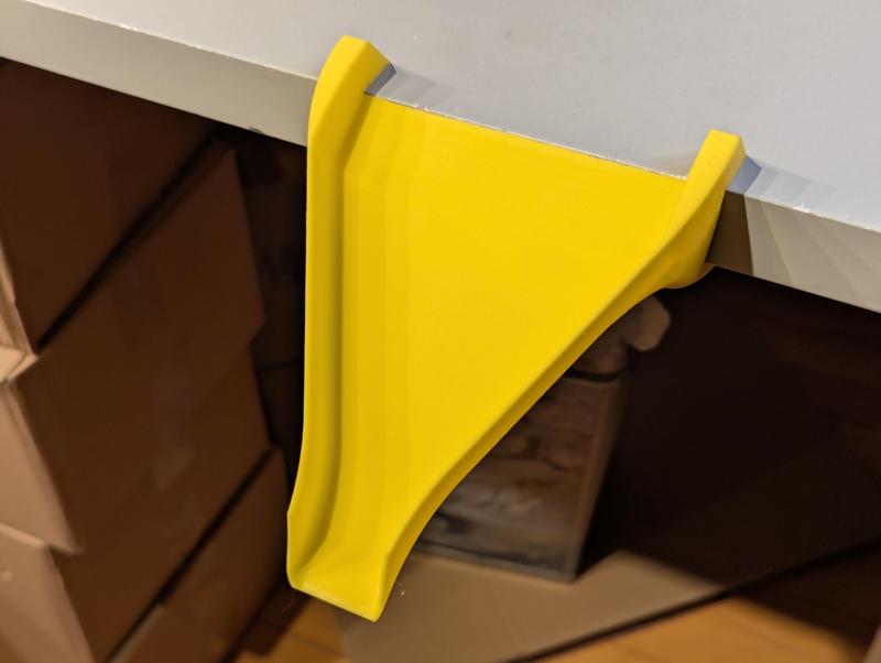 Table Edge Bagging/Sorting Funnel