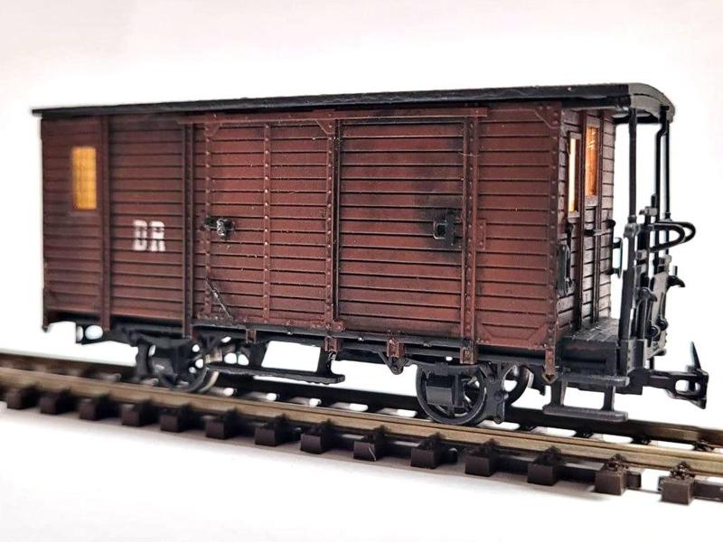 H0m 1000mm narrow gauge caboose 905-153 (NWE 156) 1/87 scale
