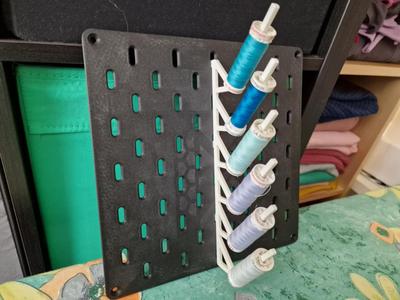 Skadis sewing thread holder