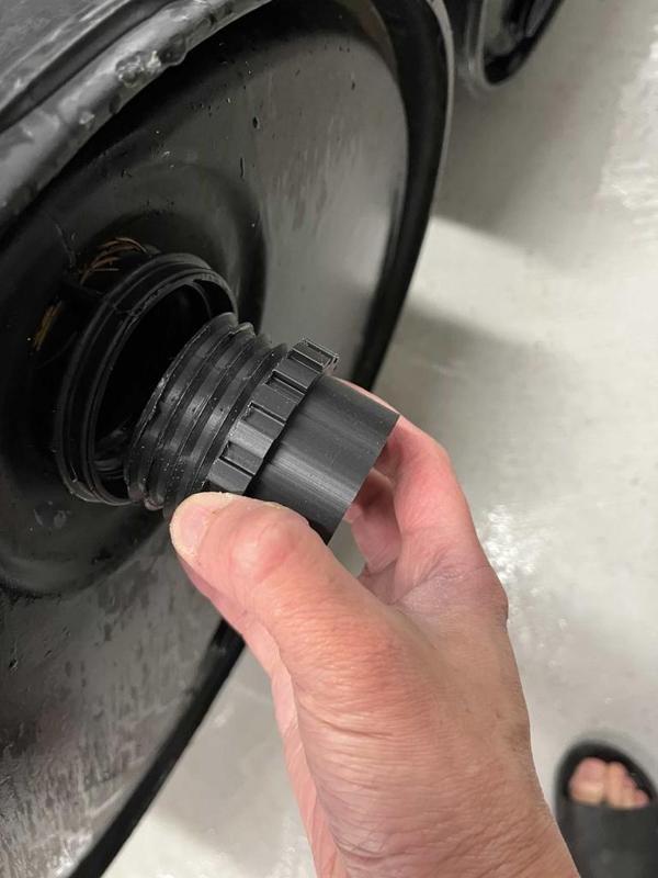 55 gallons barrel 2inch pipe adapter buttress