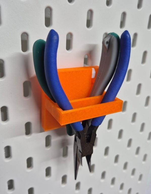 Pliers and Cutter holder for IKEA Skadis pegboard