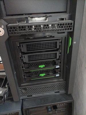 Caddy Fujitsu Servers 3.5"