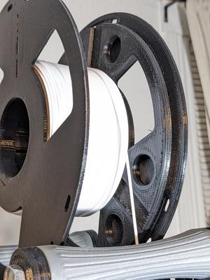 UniReel adapter for Micro Center Inland brand spoolless filament