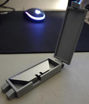 Slim case for 60x20mm blades