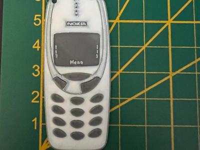 Nokia 3310 Keychain –A Retro Legend in Your Pocket