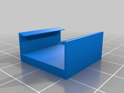Extrusion rail clip