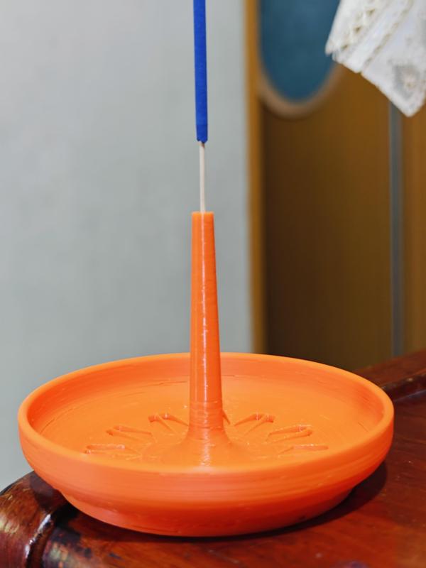 Vertical Incense Holder
