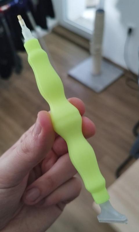 Diamond painting holder