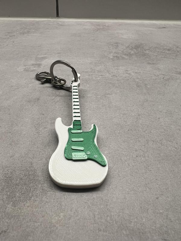 Mini Fender Stratocaster Keyring