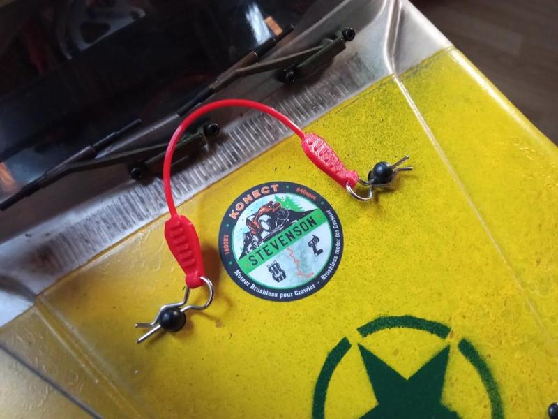 Lien pour goupilles de carrosserie