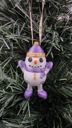 Sit or Skate Snowman with Hole in Winter Hat