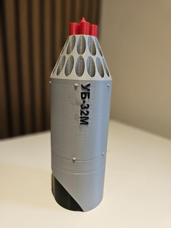 Rocket Pod Pencil Stand