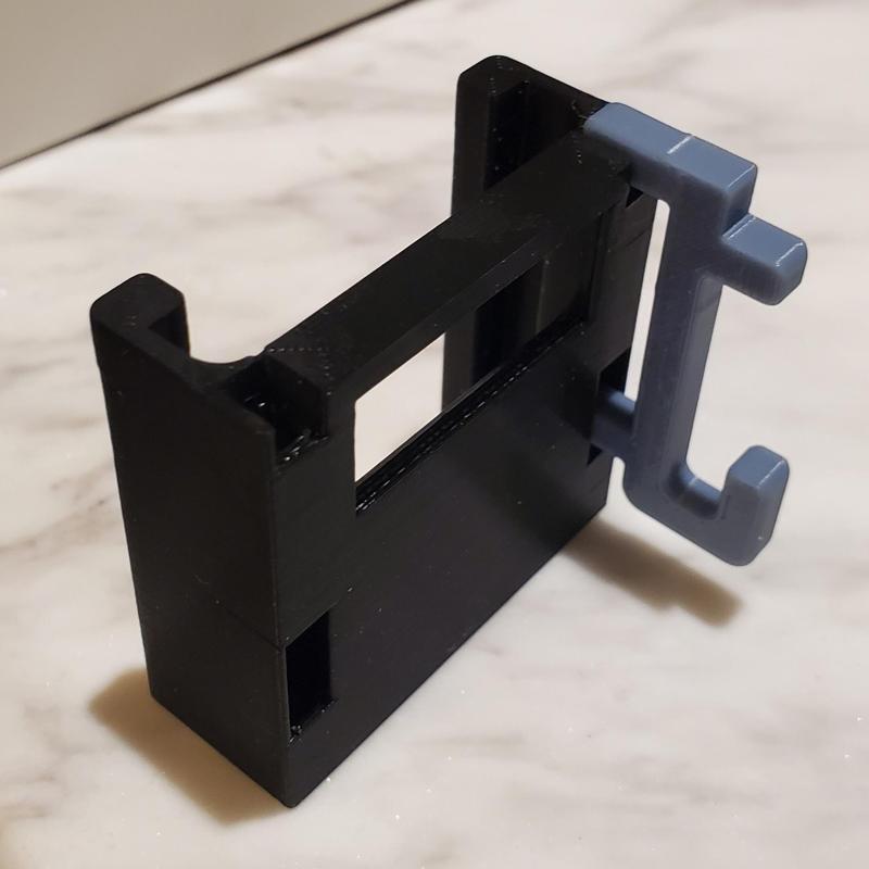 Remix hook for worx battery skadis mount