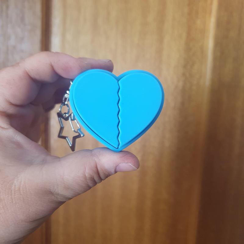 Broken Heart Keycap Clicker, Fidget Keychain, Commercial Use