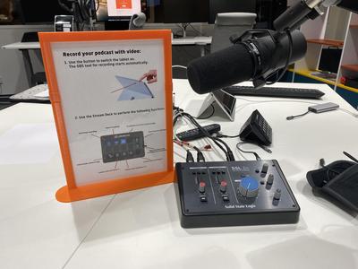 Din A4 laminated Paper Display Stand