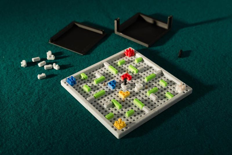Porinto - Portable tabletop maze game
