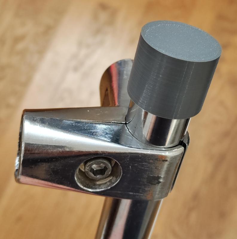 A cap for "Joker system" 25mm tubes