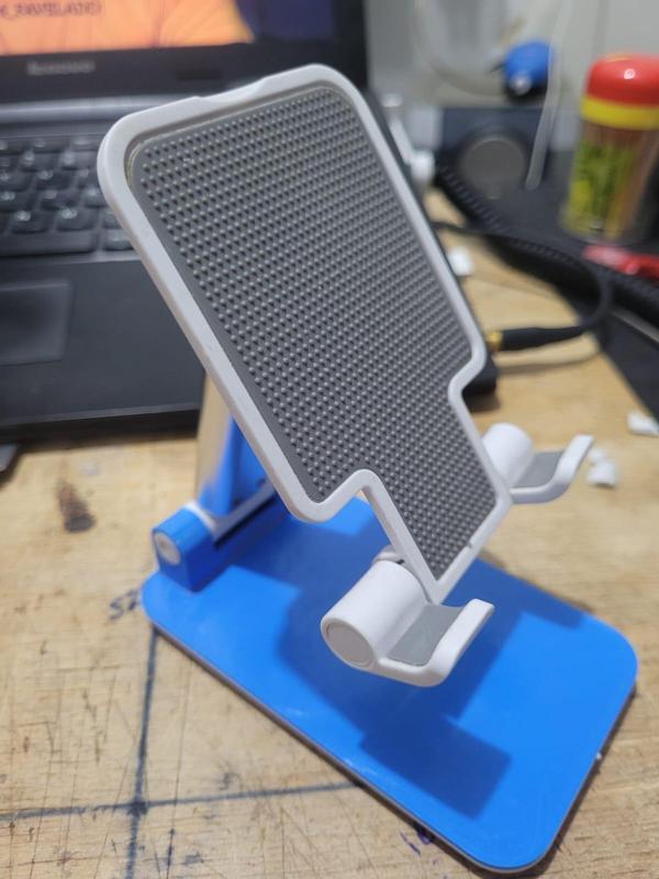 Suporte de Mesa para Celular - Reparo