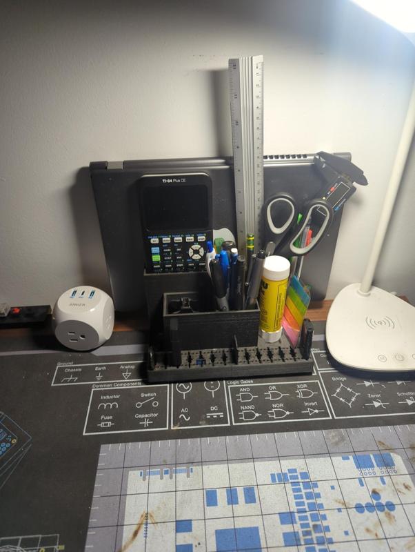 Desk Organizer (Ti84 Compatible)