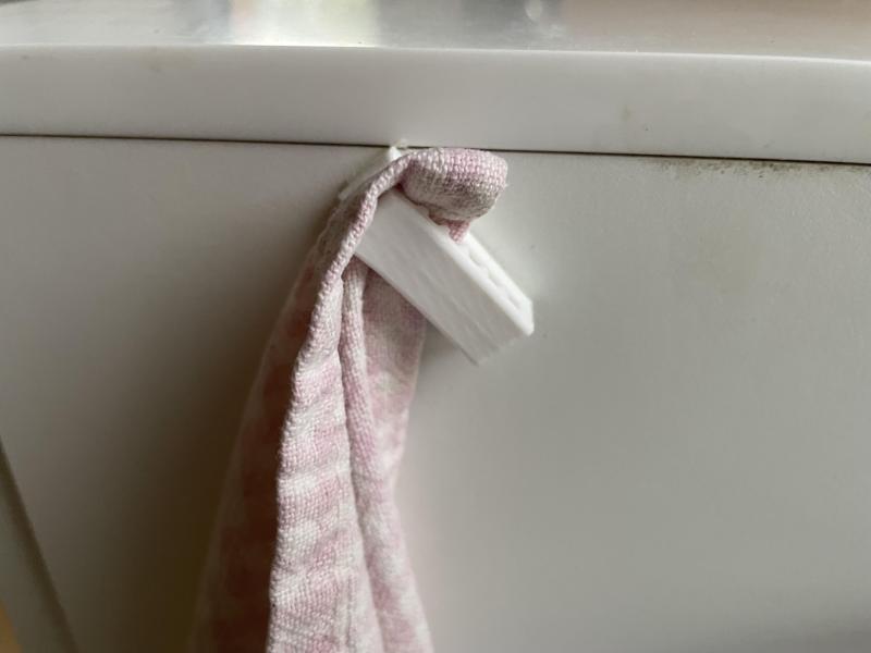 simple towel holder