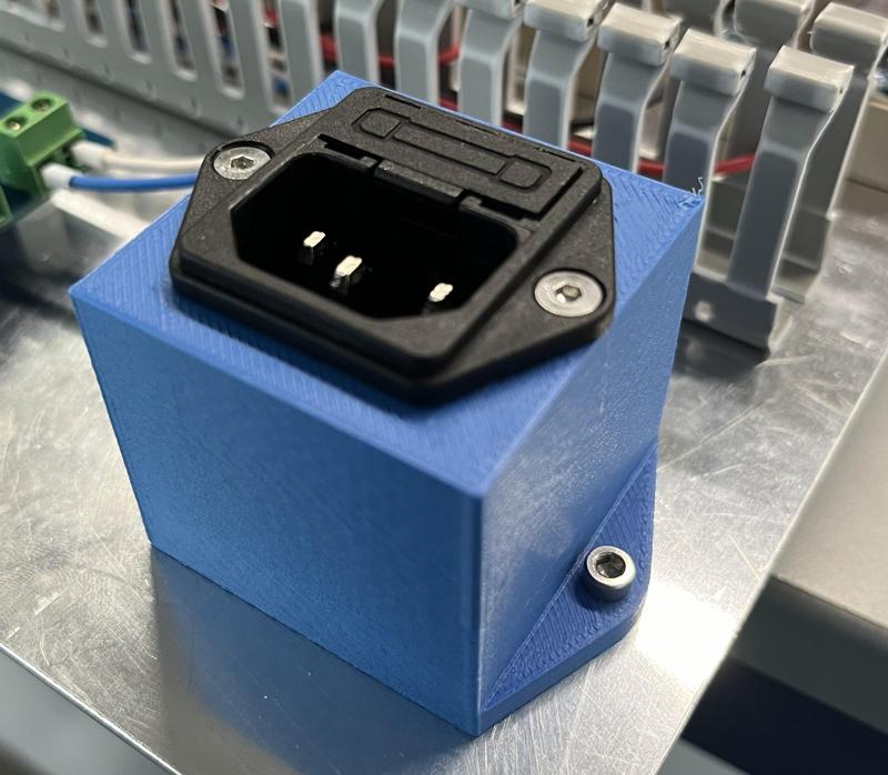IEC C14 Mount