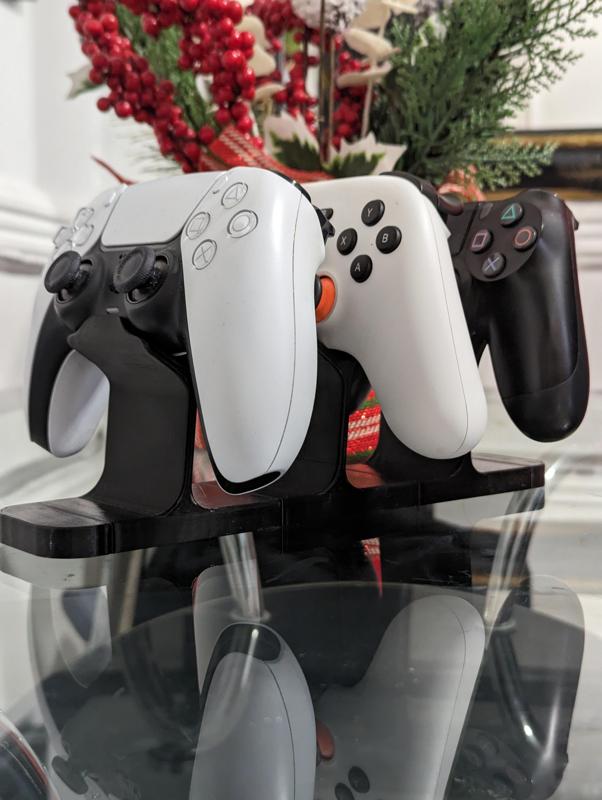 Expandable Game Controller Stand