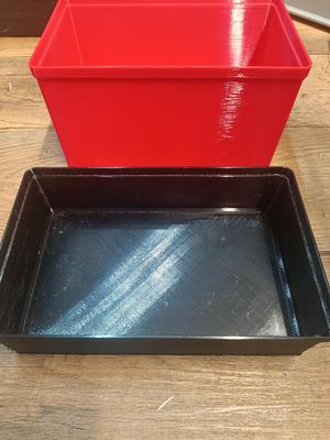 Box, stohovatelná krabička